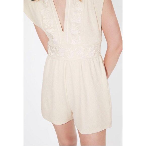 Zara Cream White Embroidered Floral Lace V-neck Sleeveless Romper Jumpsuit Sz S - Picture 16 of 16